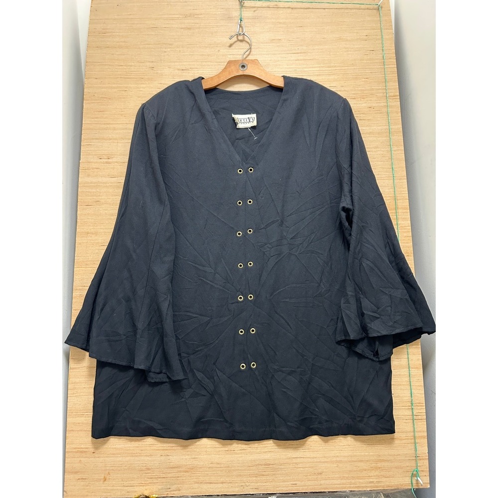 Vikki Vi California Womens 20W Black Grommet Bell Sleeve Crepe Blouse 3348